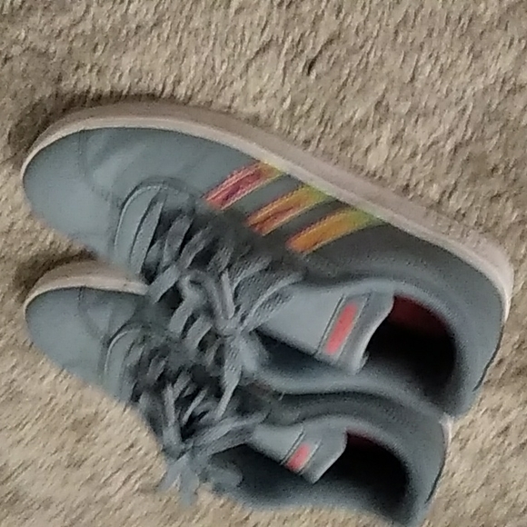 Meet your Posher, Kerri - Picture 2 of 4